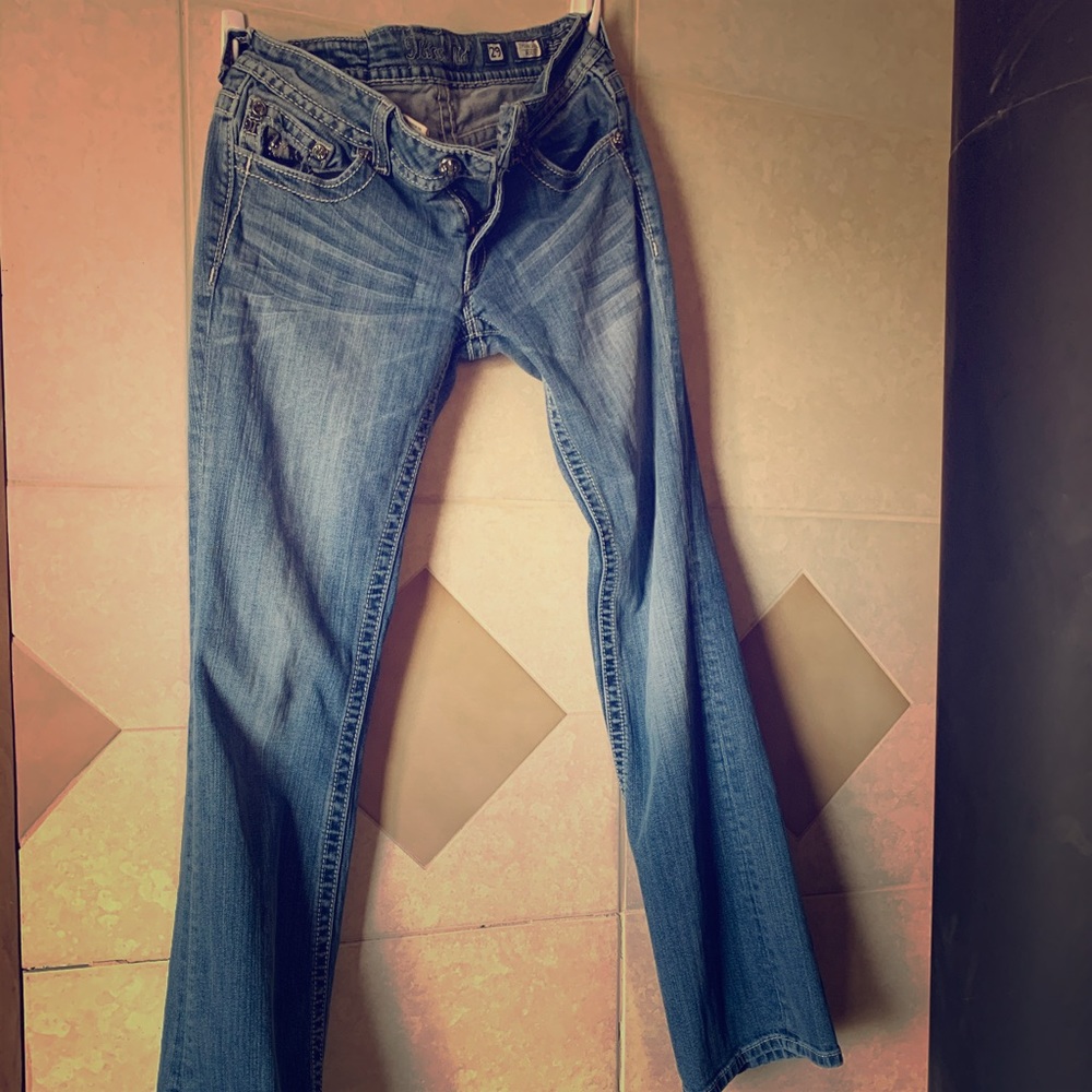 Woman’s Miss me jeans